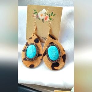 Boutique earrings cheetah print